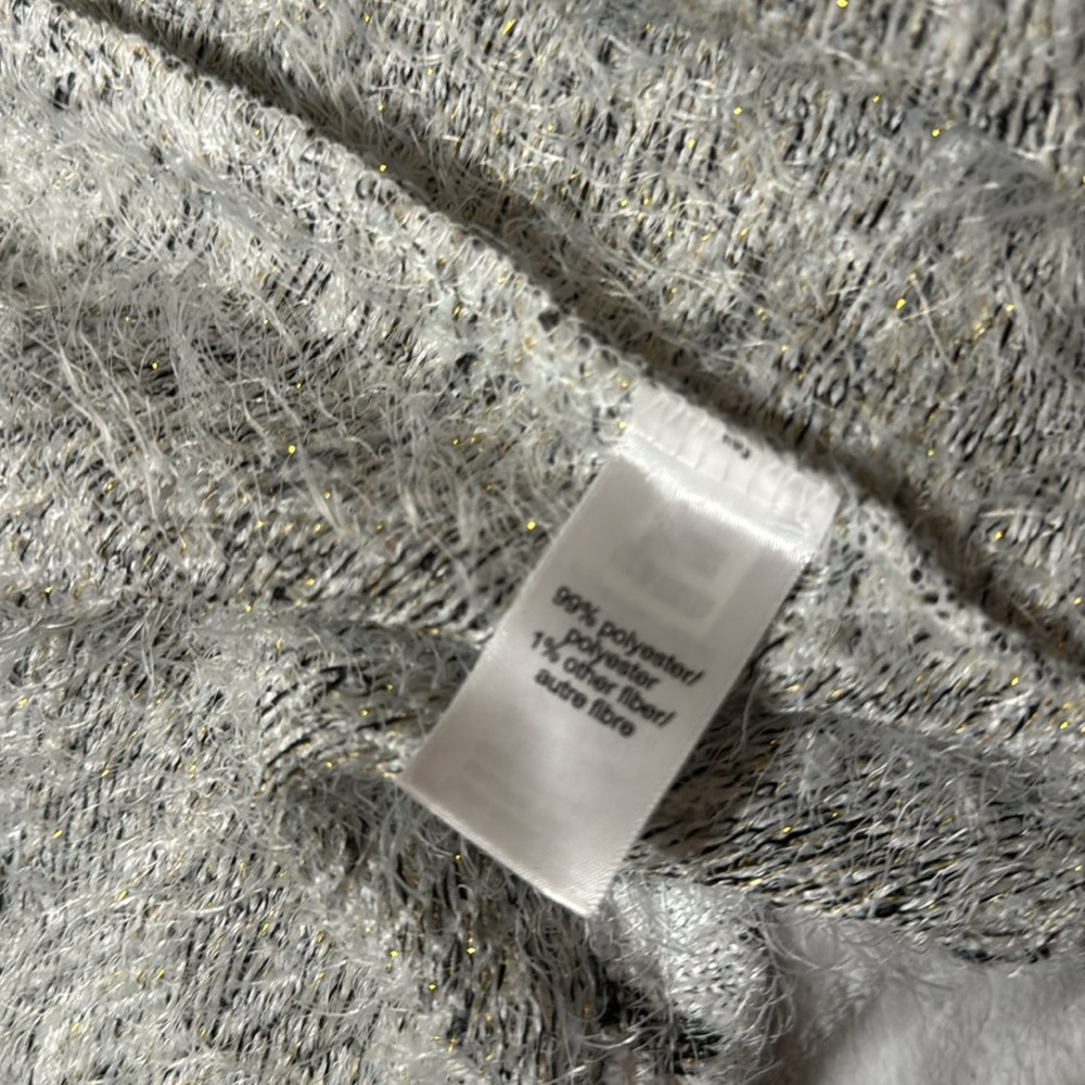 Maurice’s cardigan women’s (used) - Picture 4 of 4